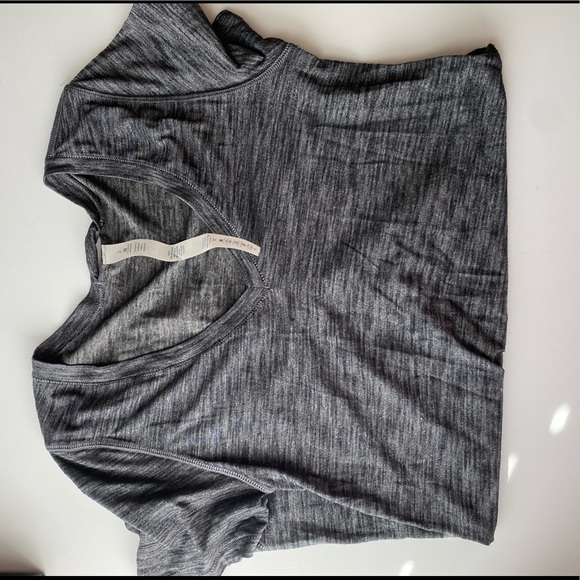 Lululemon Gray TShirt - Picture 6 of 7